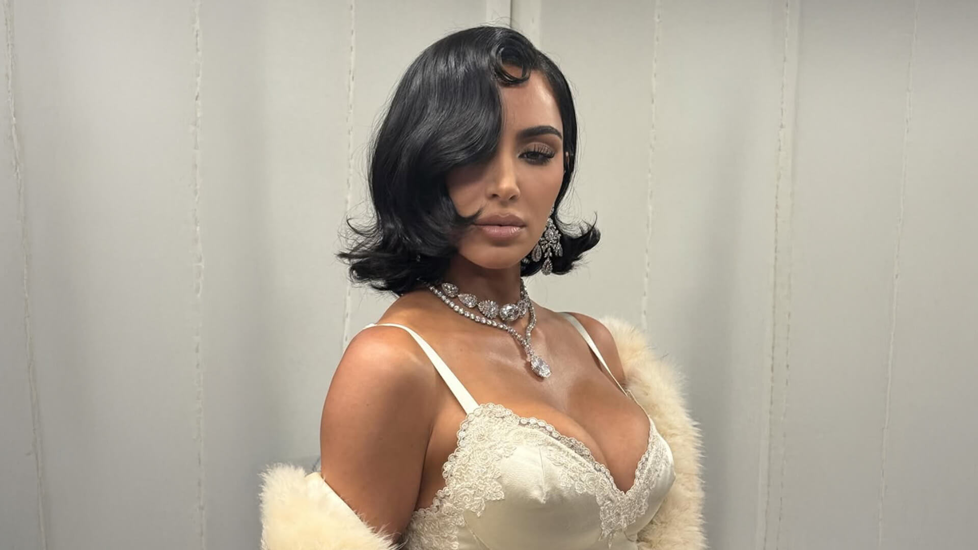 Küt Saç Kesim Modelleri 2026 - En Trend Modeller