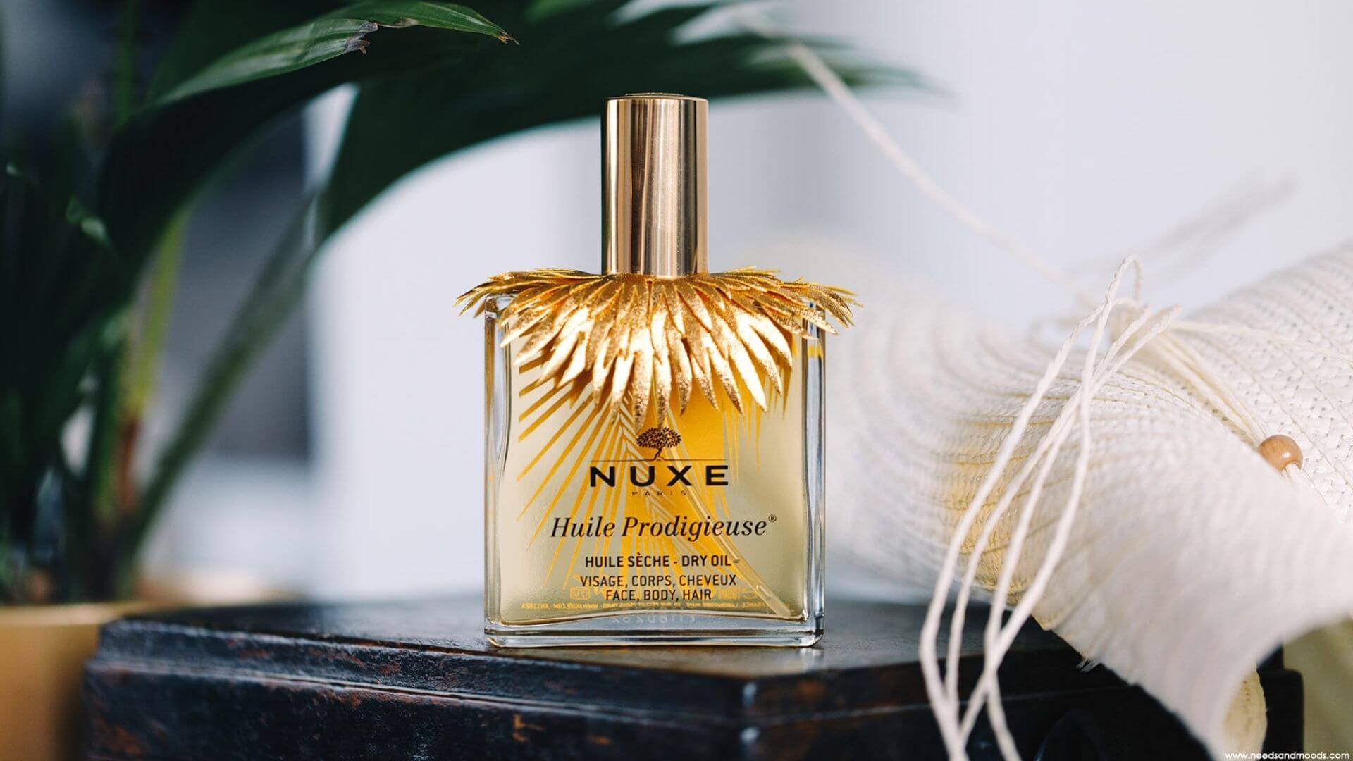 7 Lüks Işıltılı Vücut Yağı - Işıltılı Bir Yaz Parıltısı