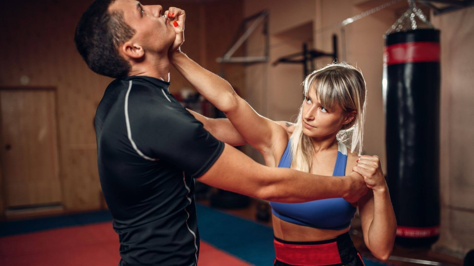 Kadınlar İçin Muay Thai Ve Diğer Dövüş Sanatları