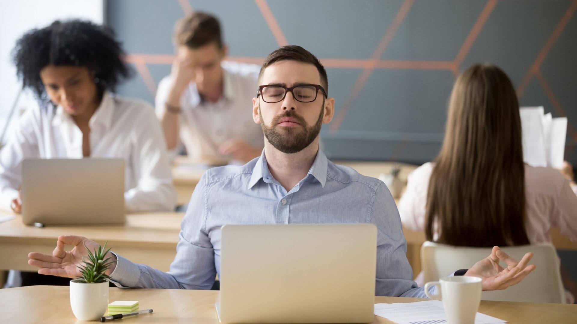Teknoloji Bağımlılığından Kurtulmak için 7 Günlük Mindfulness Uygulamaları