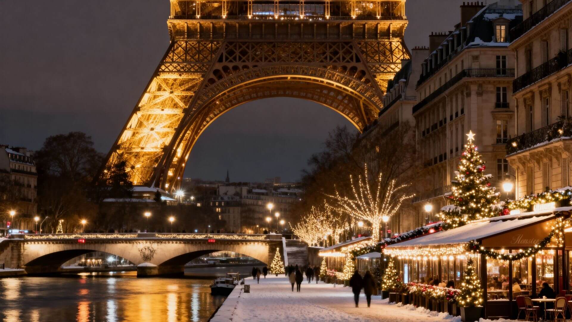 Dünyanın Kış Masalı Noel Destinasyonları - Paris şenlik sezonu için süslenmiş halde