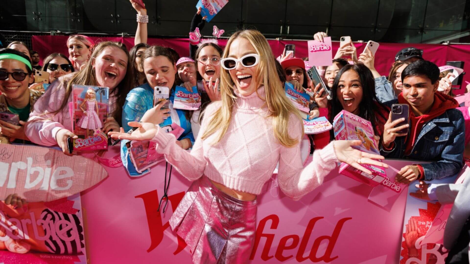 Margot Robbie Hayatı, Kariyeri, Serveti 