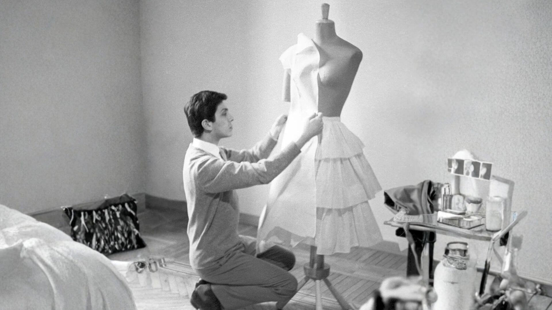 Valentino Garavani Modanın Son İmparatoru Hayatı Ve Mirası