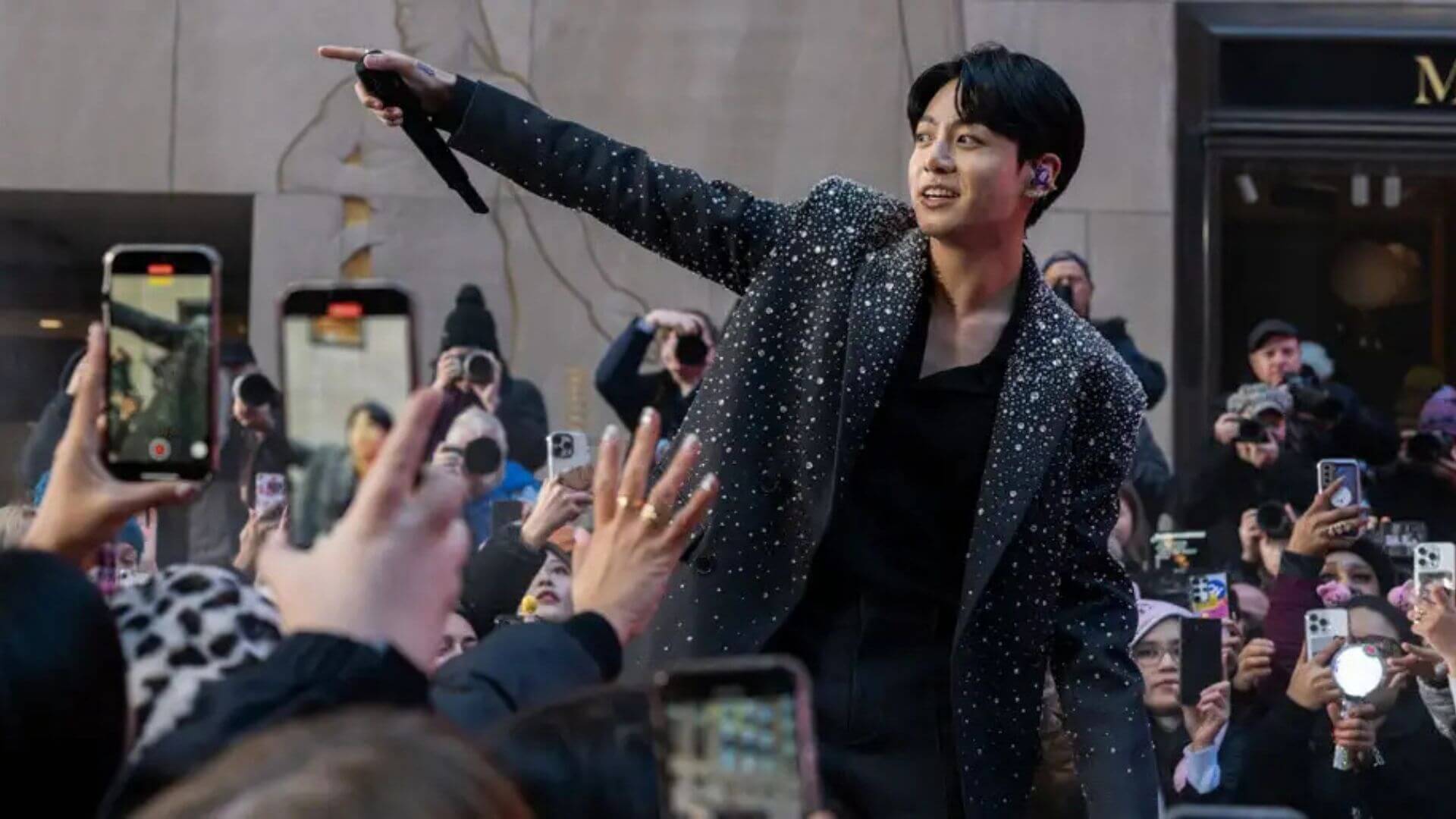 Jeon Jungkook Kimdir? BTS'in Golden Maknae'sine Dair Eksiksiz Rehber (2026)